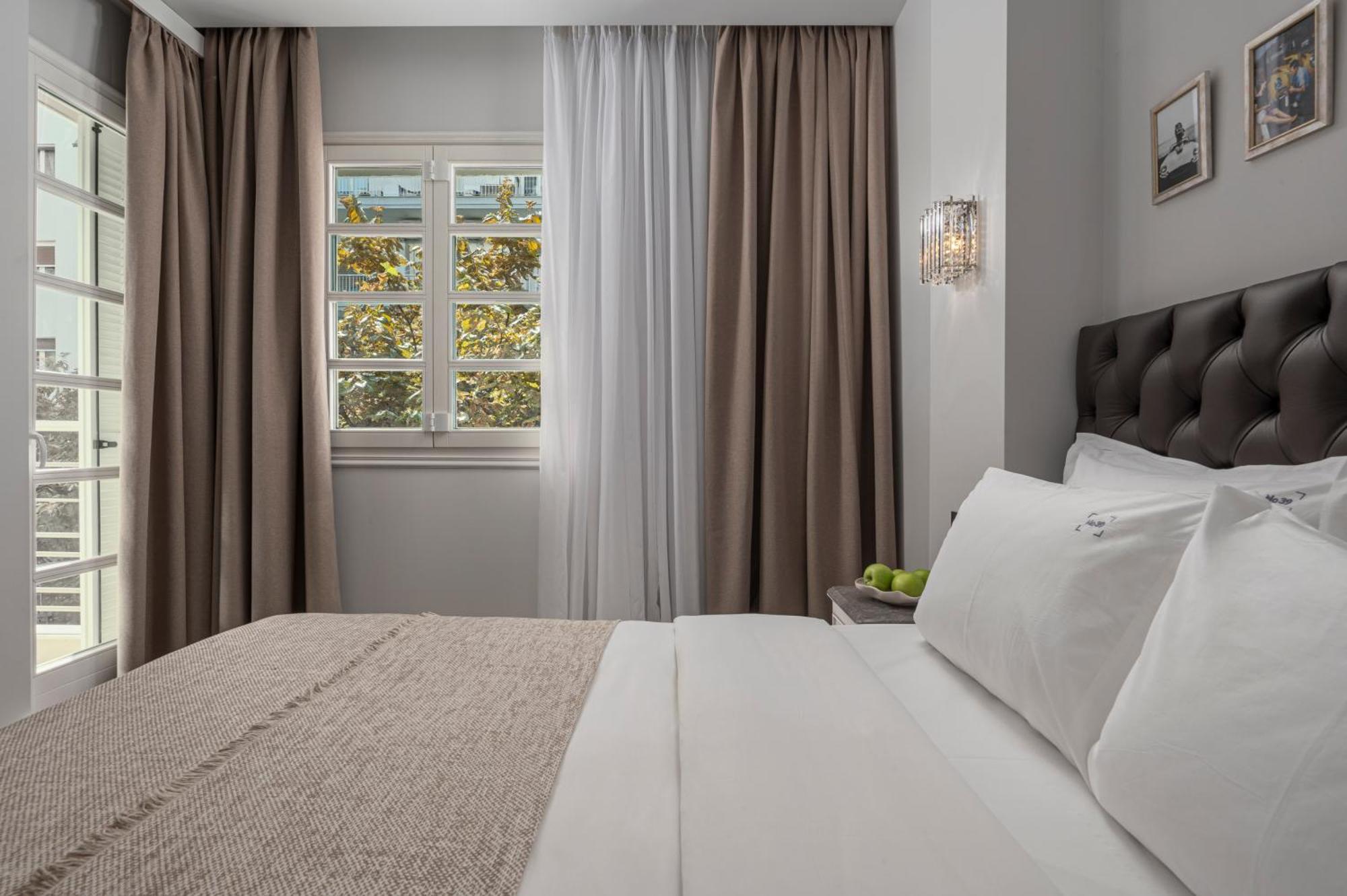 No 39 Svolou Suites 塞萨洛尼基 外观 照片